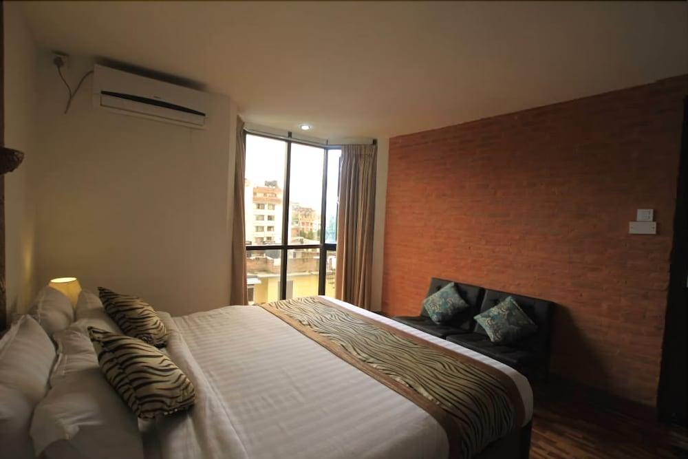 Gaju Suite Hotel Kathmandu Bagian luar foto