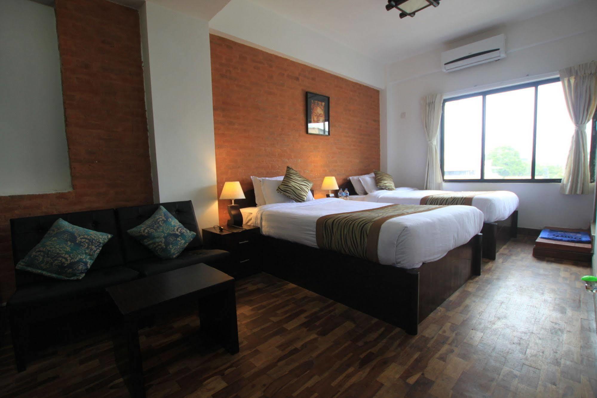 Gaju Suite Hotel Kathmandu Bagian luar foto