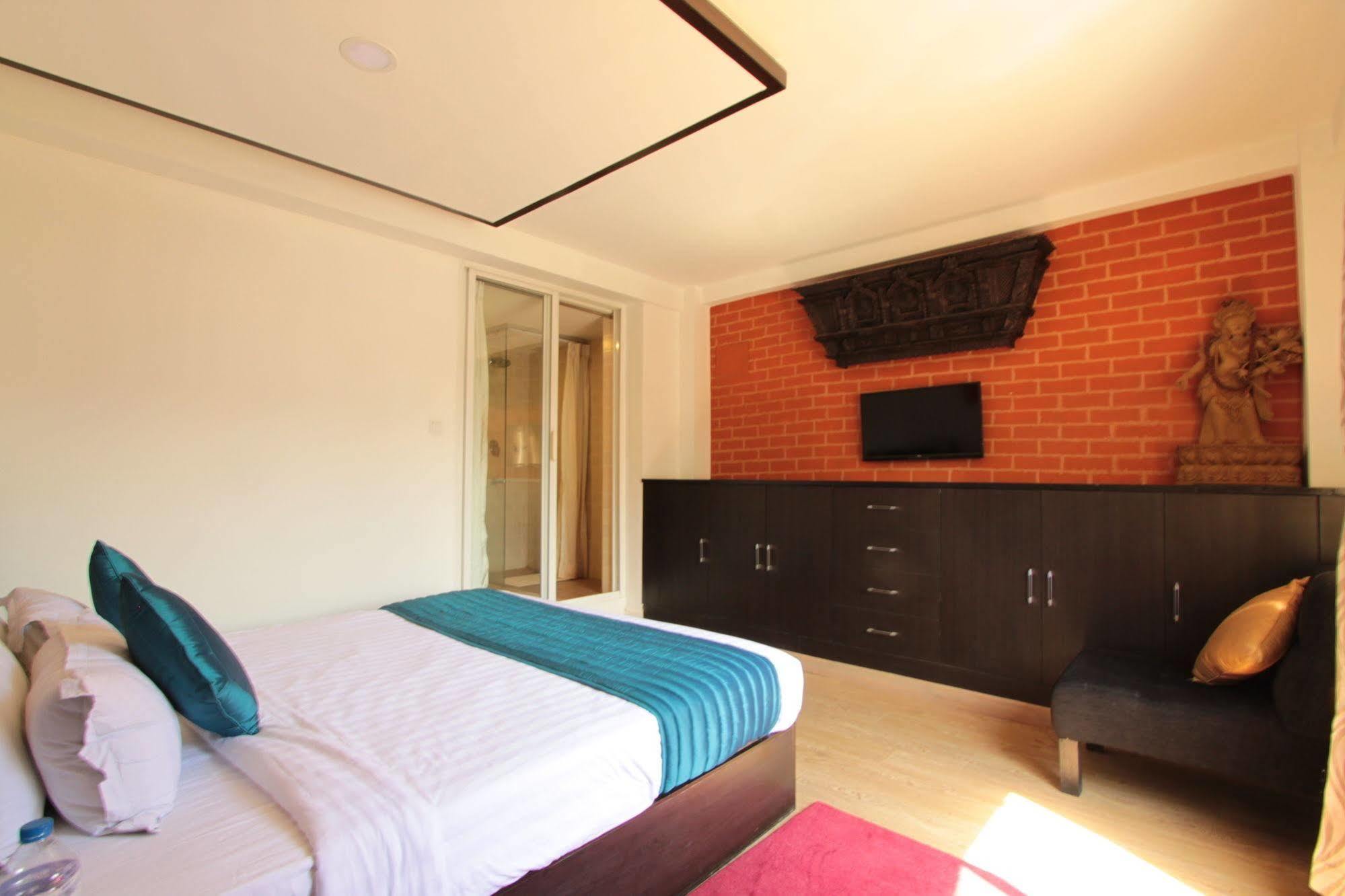 Gaju Suite Hotel Kathmandu Bagian luar foto